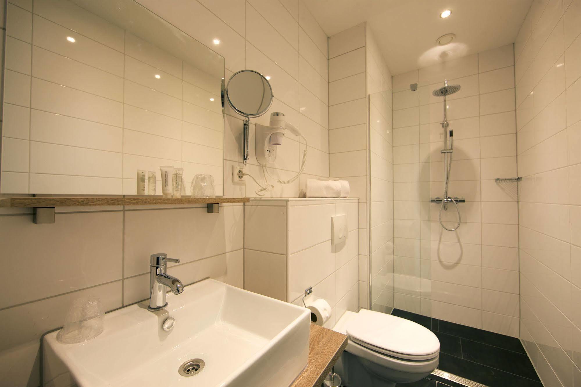 Camp-Inn Hotel Amsterdam Luaran gambar